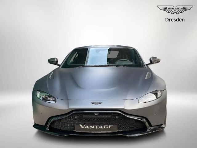 Aston Martin V8 V8