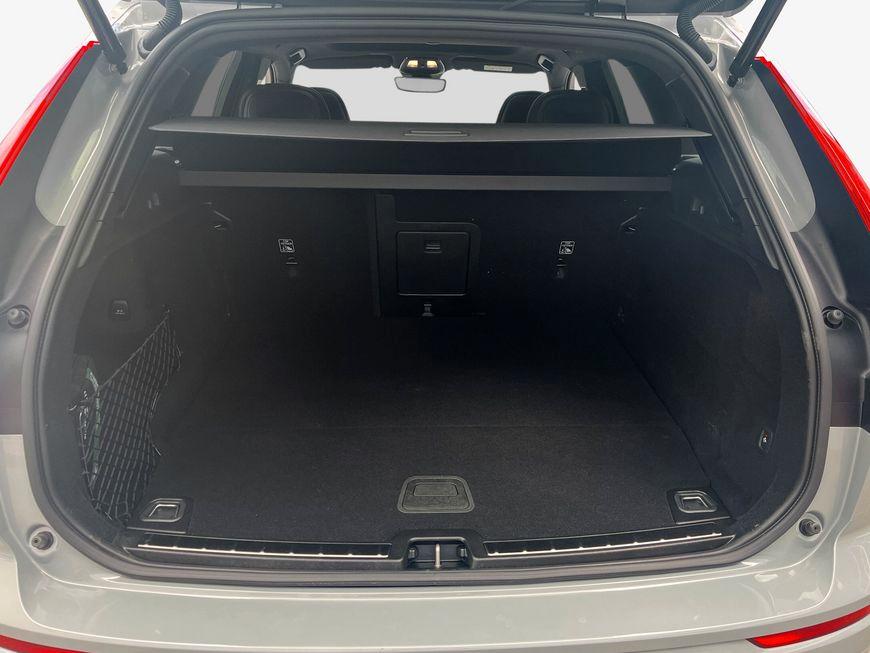 Volvo XC60 AWD Dark Plus T6