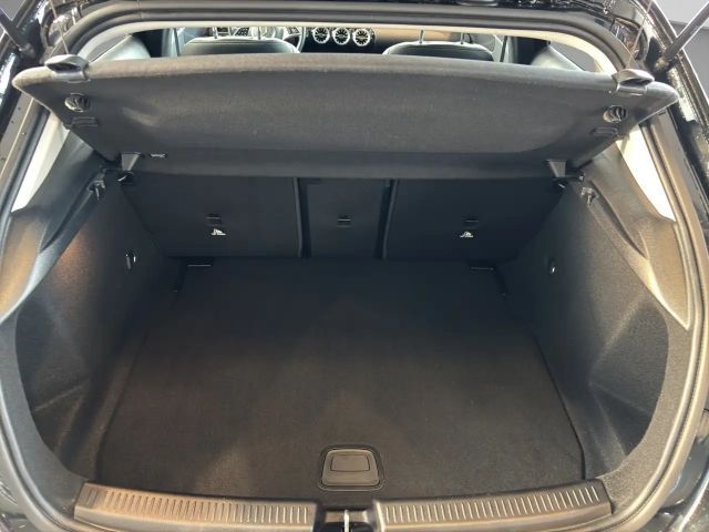 Mercedes-Benz A 200 Progressive