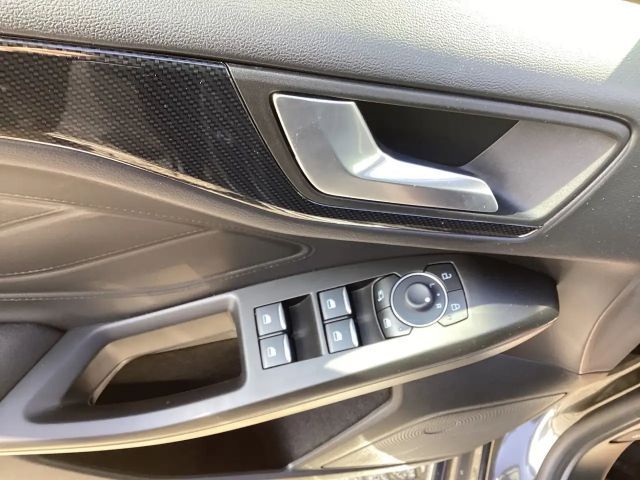 Ford Focus ST Line Wagon