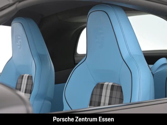 Porsche 992 4S Coupé Targa