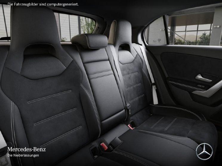 Mercedes-Benz A 220 4MATIC AMG Line