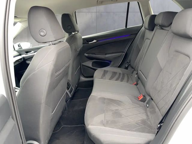 Volkswagen Golf DSG Life Variant