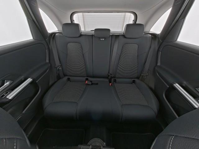 Mercedes-Benz B 180 Progressive Sedan