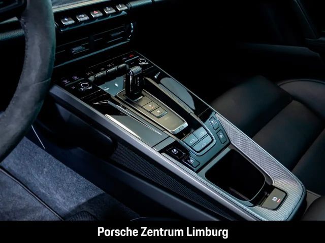 Porsche 992 Carrera Coupé