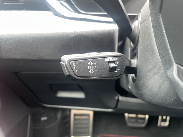 Audi A6 Avant Quattro S-Tronic