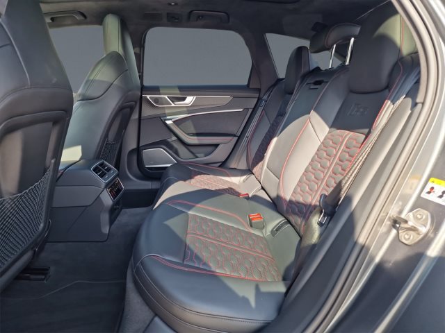 Audi RS6 Avant Quattro