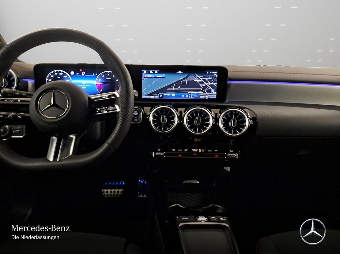 Mercedes-Benz CLA 200 AMG Line Shooting Brake