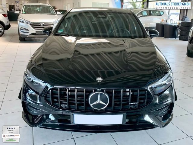 Mercedes-Benz A 35 AMG 4MATIC+ AMG Line