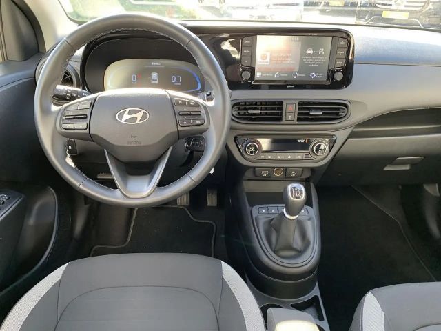 Hyundai i10 1.0T-GDI Virtual+Winterpaket+Kamera+CarPlay