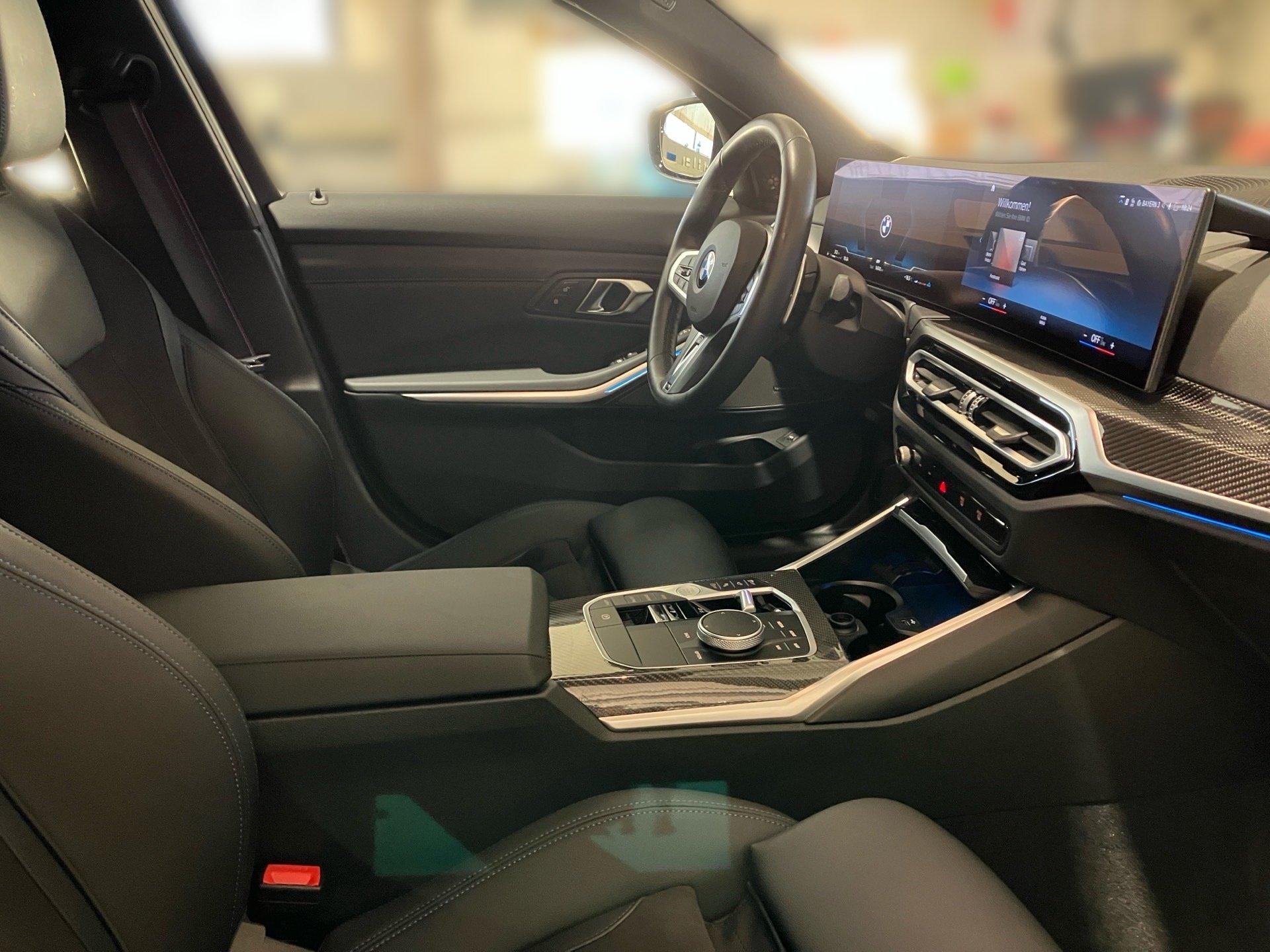 BMW 330 330i Sedan xDrive