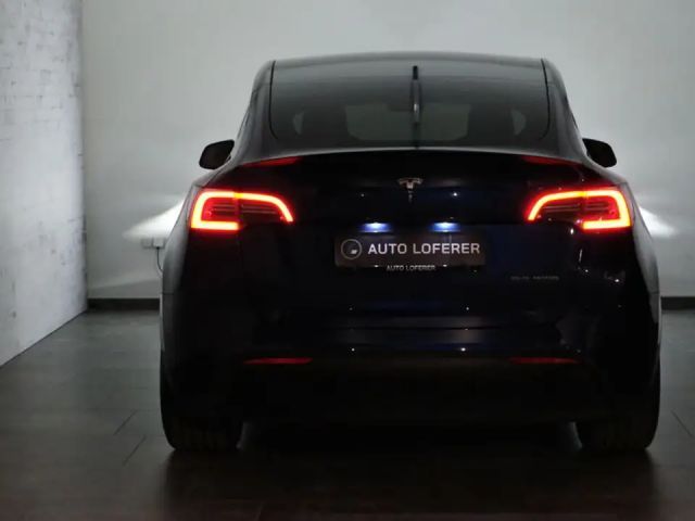 Tesla Model Y AWD Performance