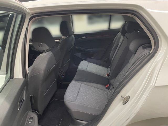 Volkswagen Golf 1.5 eTSI Golf VIII Life