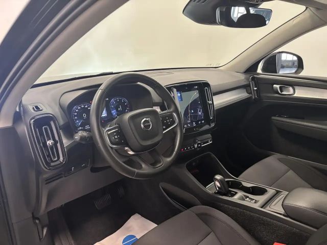 Volvo XC40 Momentum