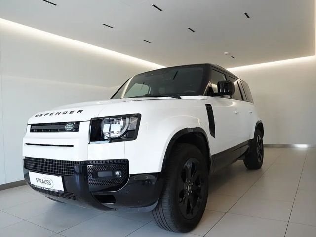Land Rover Defender 110 D250 Dynamic SE
