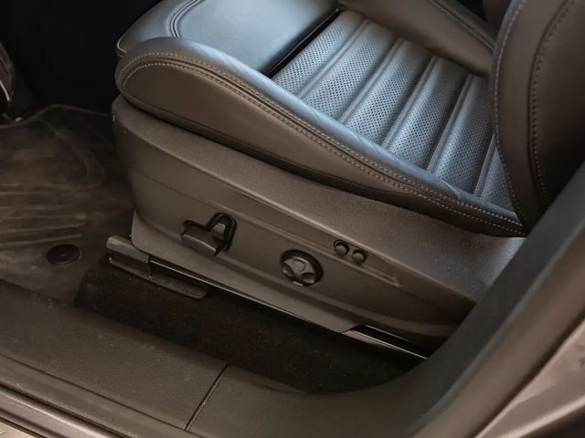 Alfa Romeo Stelvio AT8 Q4 Veloce