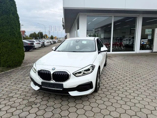 BMW 116 116i Sedan