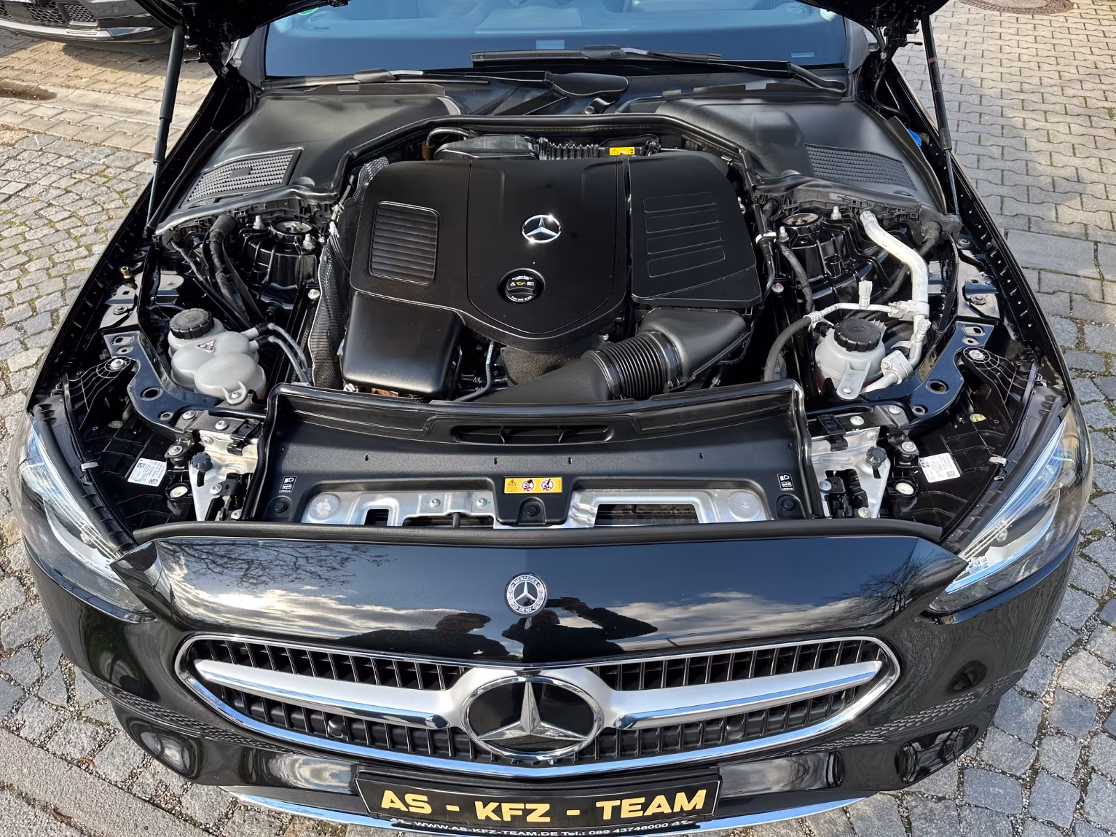 Mercedes-Benz C 300 AMG Line AVANTGARDE Sedan