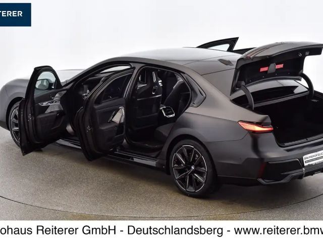 BMW i7 M-Sport Sedan xDrive60