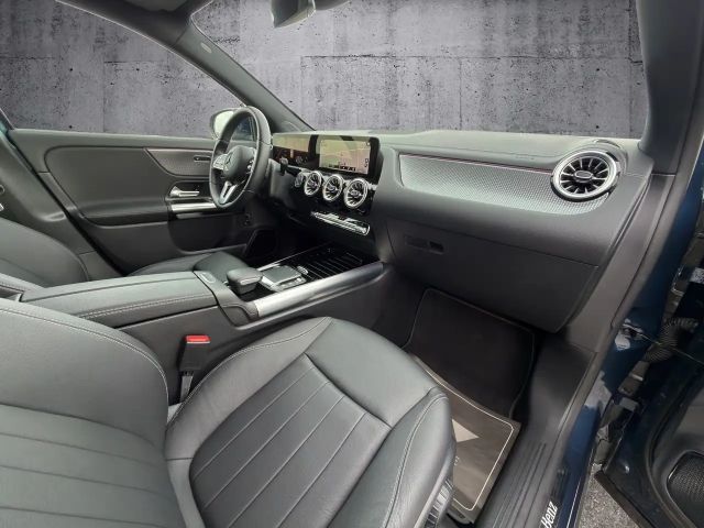 Mercedes-Benz GLA 220 4MATIC GLA 220 d