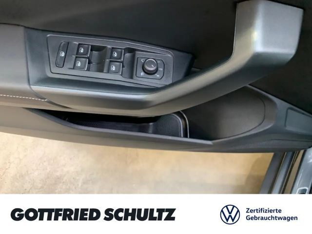 Volkswagen T-Roc GOAL TSI NAVI SITZHEIZUNG EINPARKHILFE LED