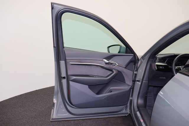 Audi Q8 e-tron 50 Quattro