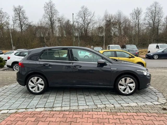 Volkswagen Golf 1.5 TSI Style