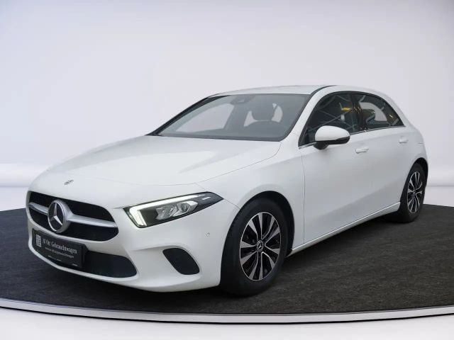 Mercedes-Benz A 180 A 180 d Hatchback Style