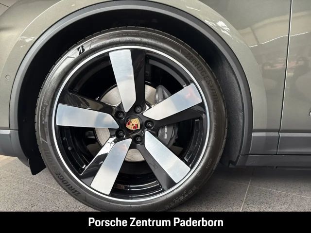 Porsche Macan InnoDrive Head-Up BOSE Luftfederung 22-Zoll