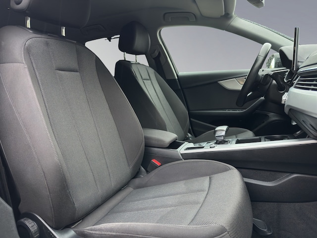 Audi A4 35 TFSI Avant S-Tronic