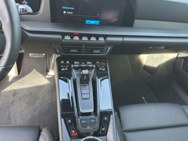 Porsche 911 4 Cabrio Carrera GTS Turbo