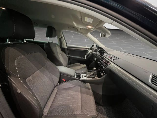 Skoda Superb 2.0 TDI Combi Style Style