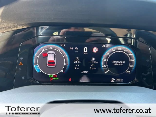 Volkswagen Golf DSG Life Variant