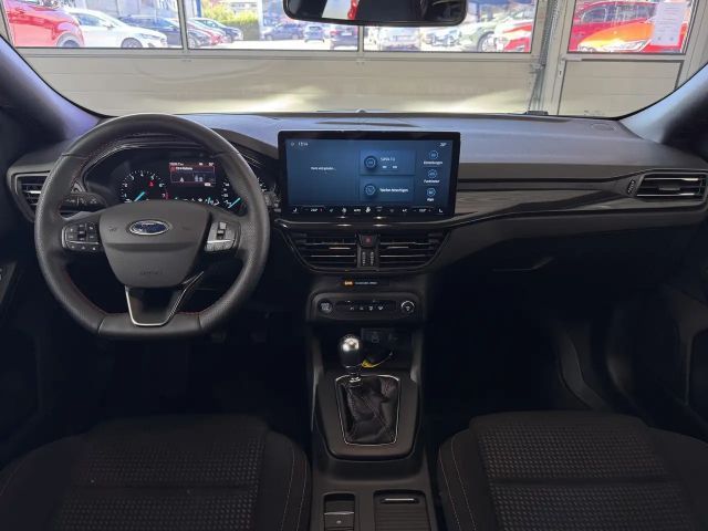 Ford Focus ST Line Wagon