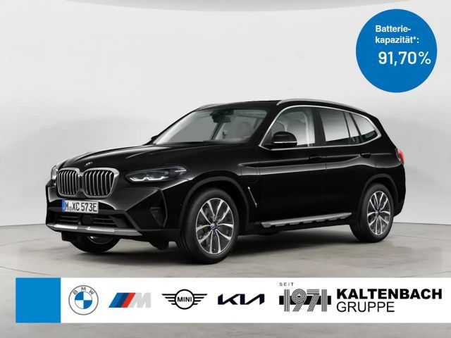 BMW X3 xDrive30e