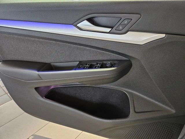 Volkswagen Golf 1.5 eTSI DSG Life