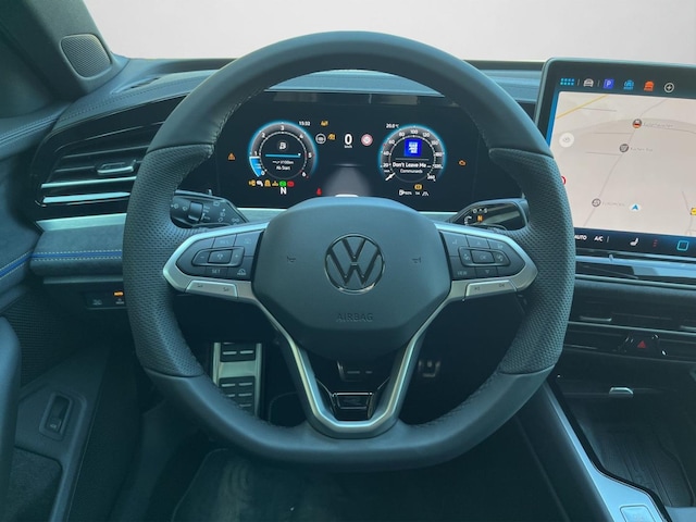 Volkswagen Passat Business DSG R-Line