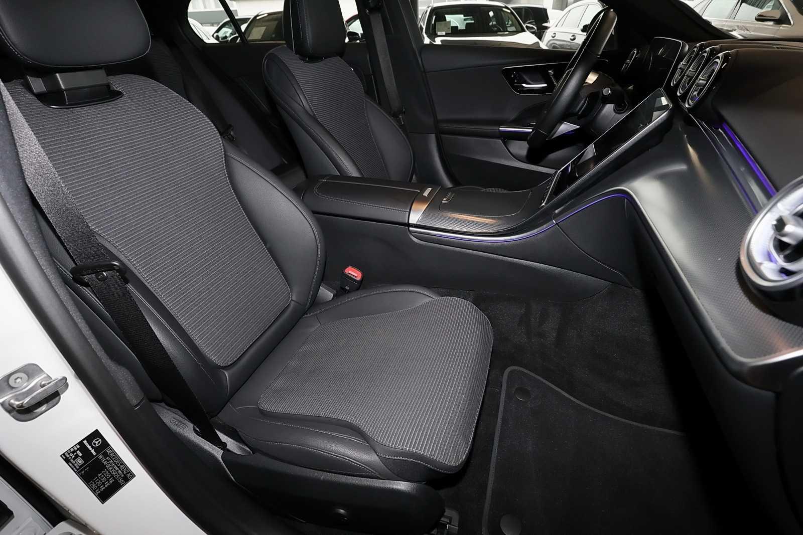 Mercedes-Benz C 220 AVANTGARDE Sedan