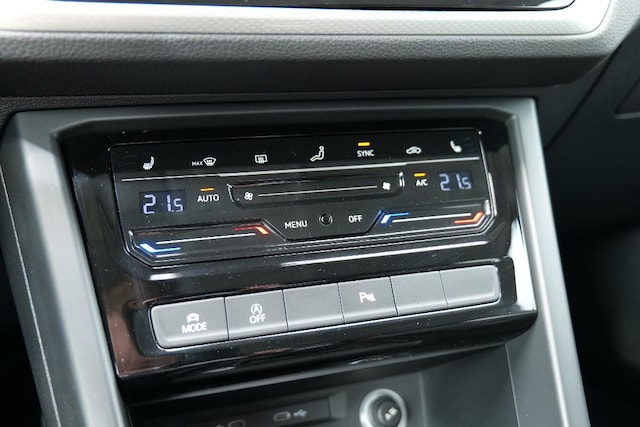 Volkswagen Touran Touran 1.5   CL   BT110 TSIM6F