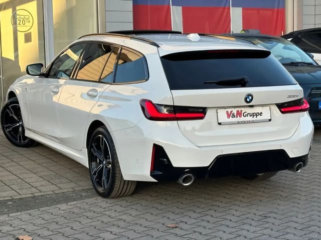 BMW 330 330e M-Sport Touring