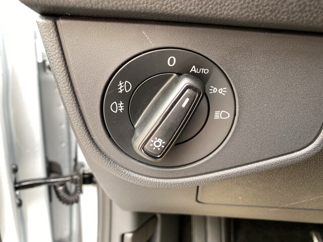 Volkswagen Polo 1.0 TSI DSG R-Line