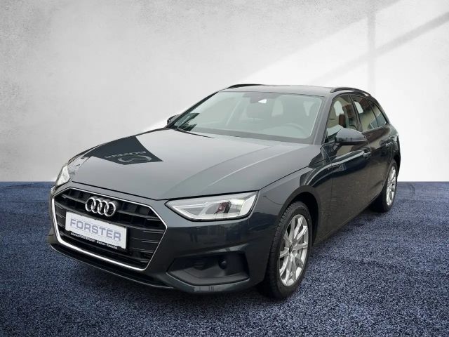 Audi A4 35 TFSI Avant Sedan