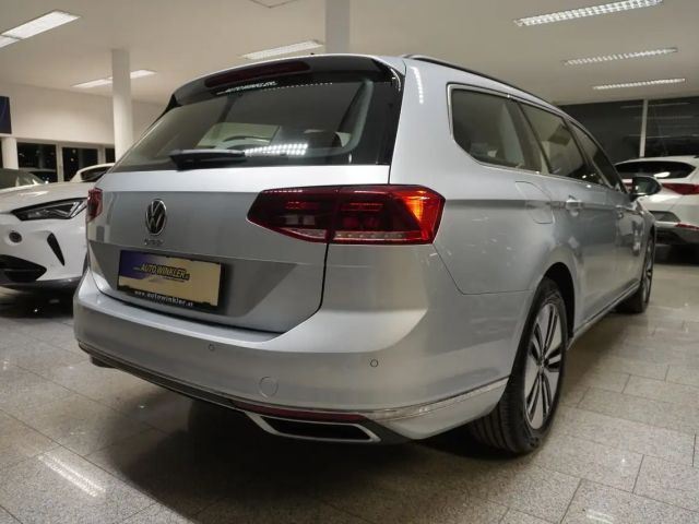 Volkswagen Passat DSG GTE Variant