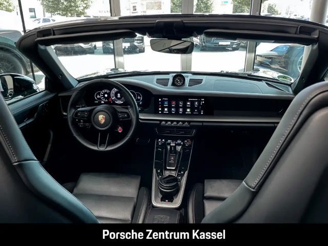 Porsche 992 Cabrio Carrera S