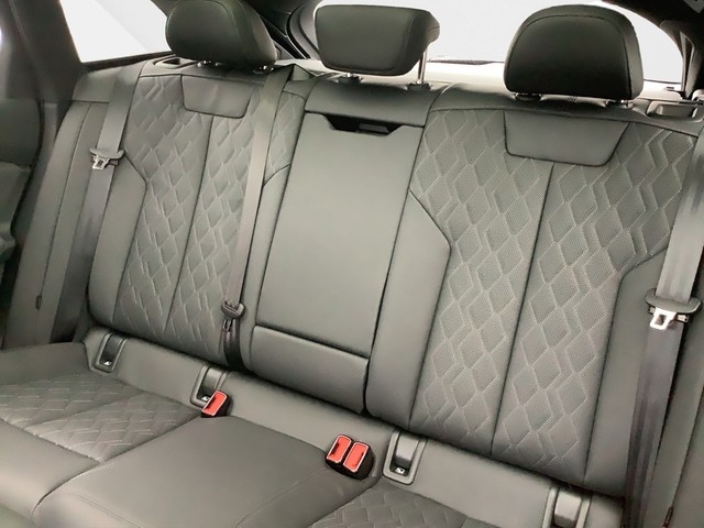 Audi A6 e-tron Avant Quattro