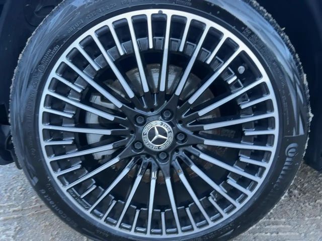 Mercedes-Benz EQA 300 4MATIC AMG Line