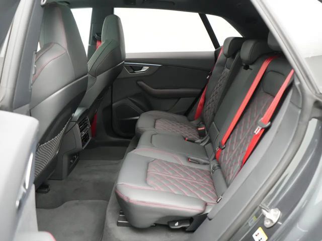 Audi Q8 Business S-Line