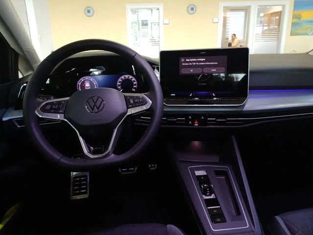 Volkswagen Golf 1.5 eTSI DSG Golf VIII