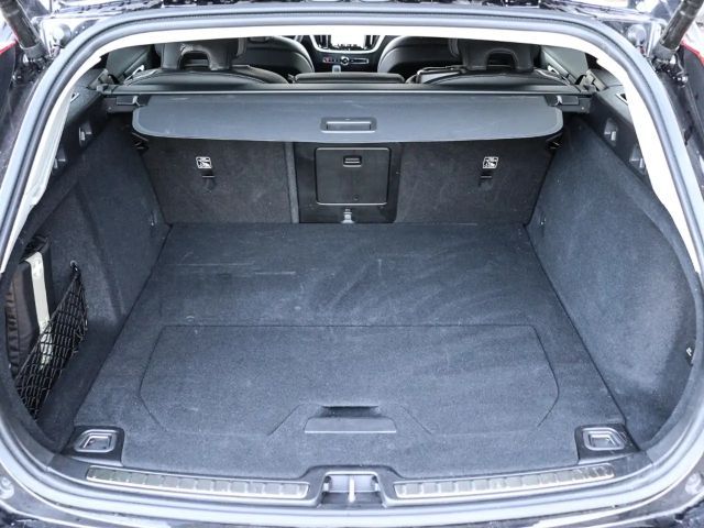 Volvo V60 Dark Plus