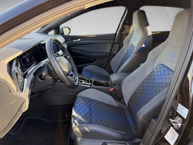 Volkswagen Golf 2.0 TSI Golf VIII